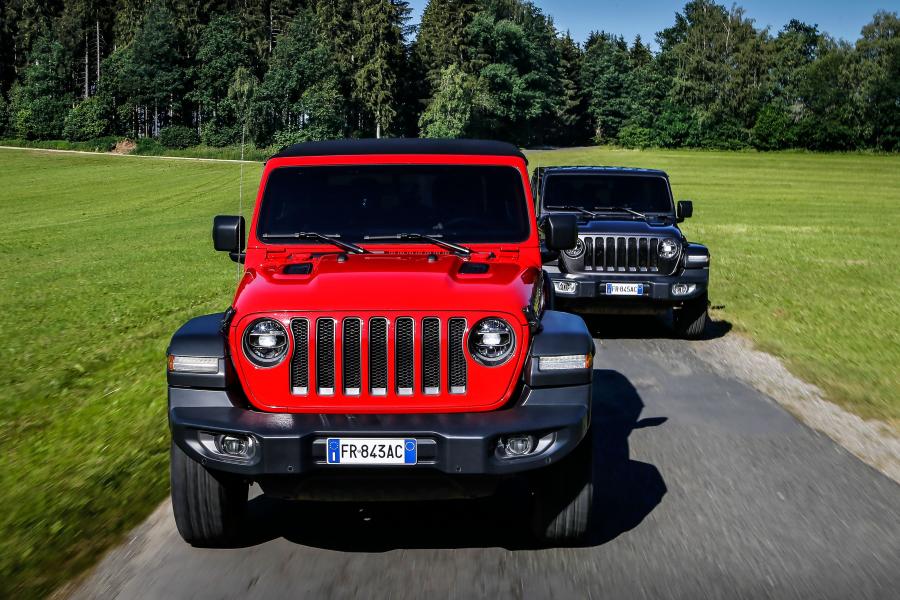  Jeep Wrangler Unlimited Sahara (JL) 2018 года  (WW) (фото 24 из 31)